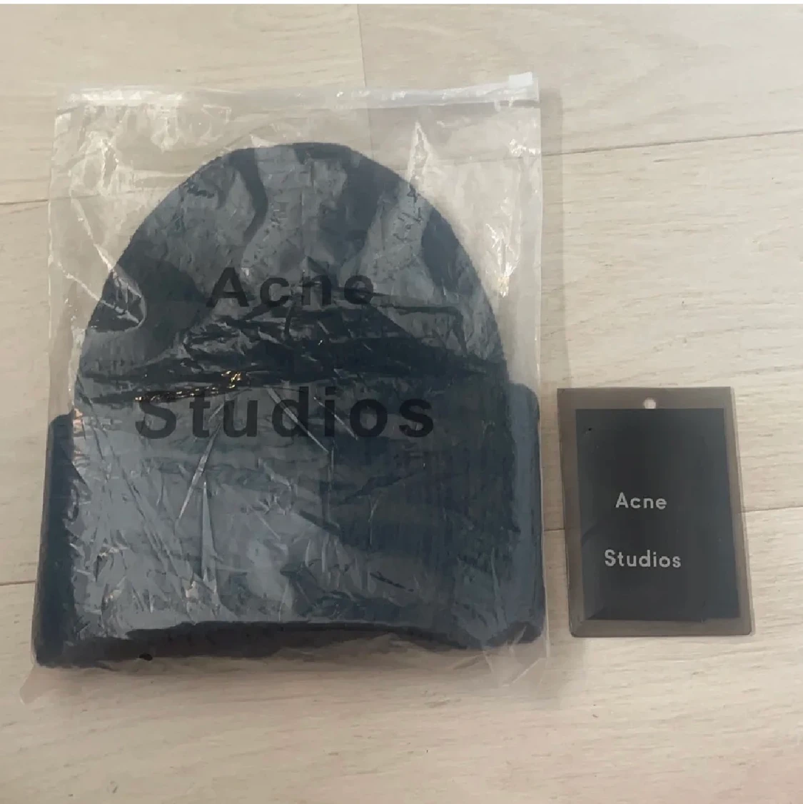 Acne Studios mössa - 91