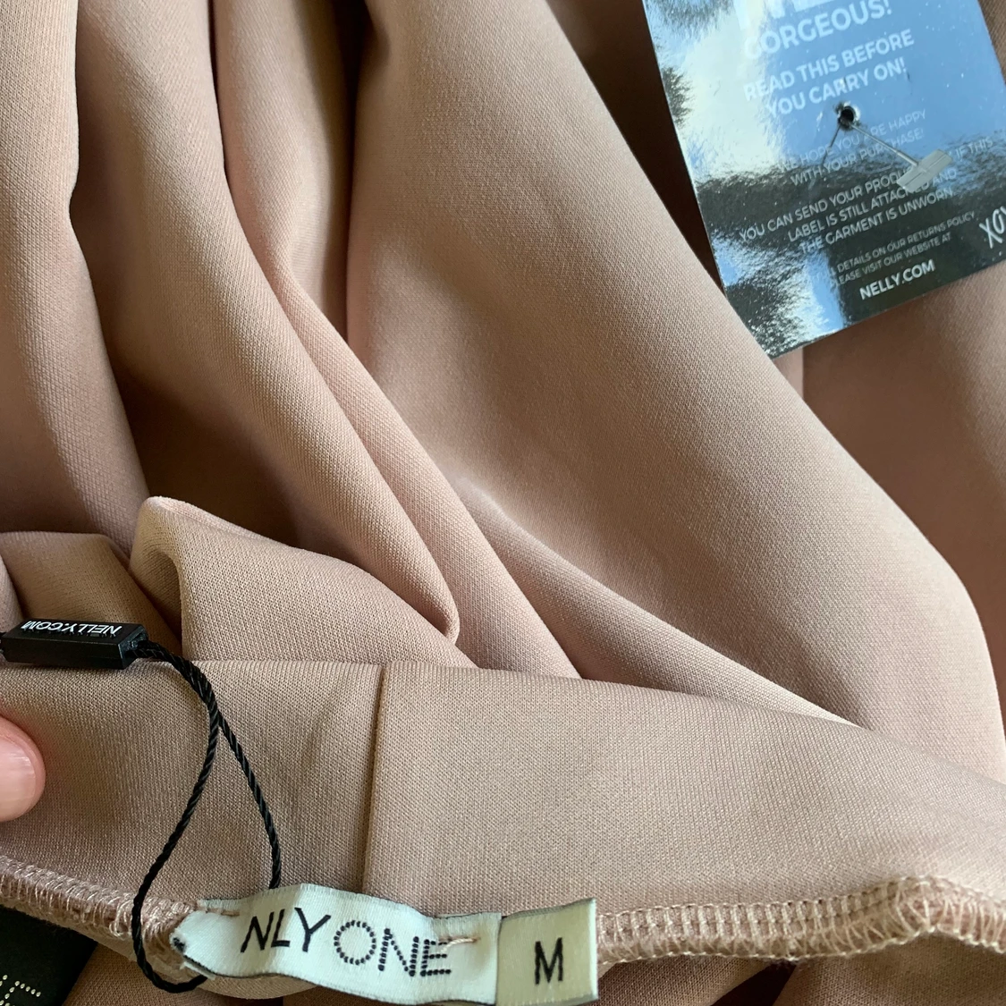 Superfin kjol från Nelly - 90