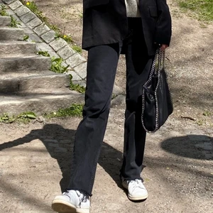 Levis 501 - Sjukt snygga vintage levis 501! Vet inte exakt storlek men passar en W24/25 