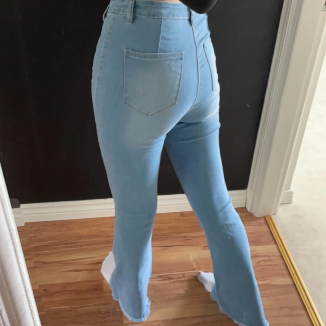 Utsvängda jeans  - 90