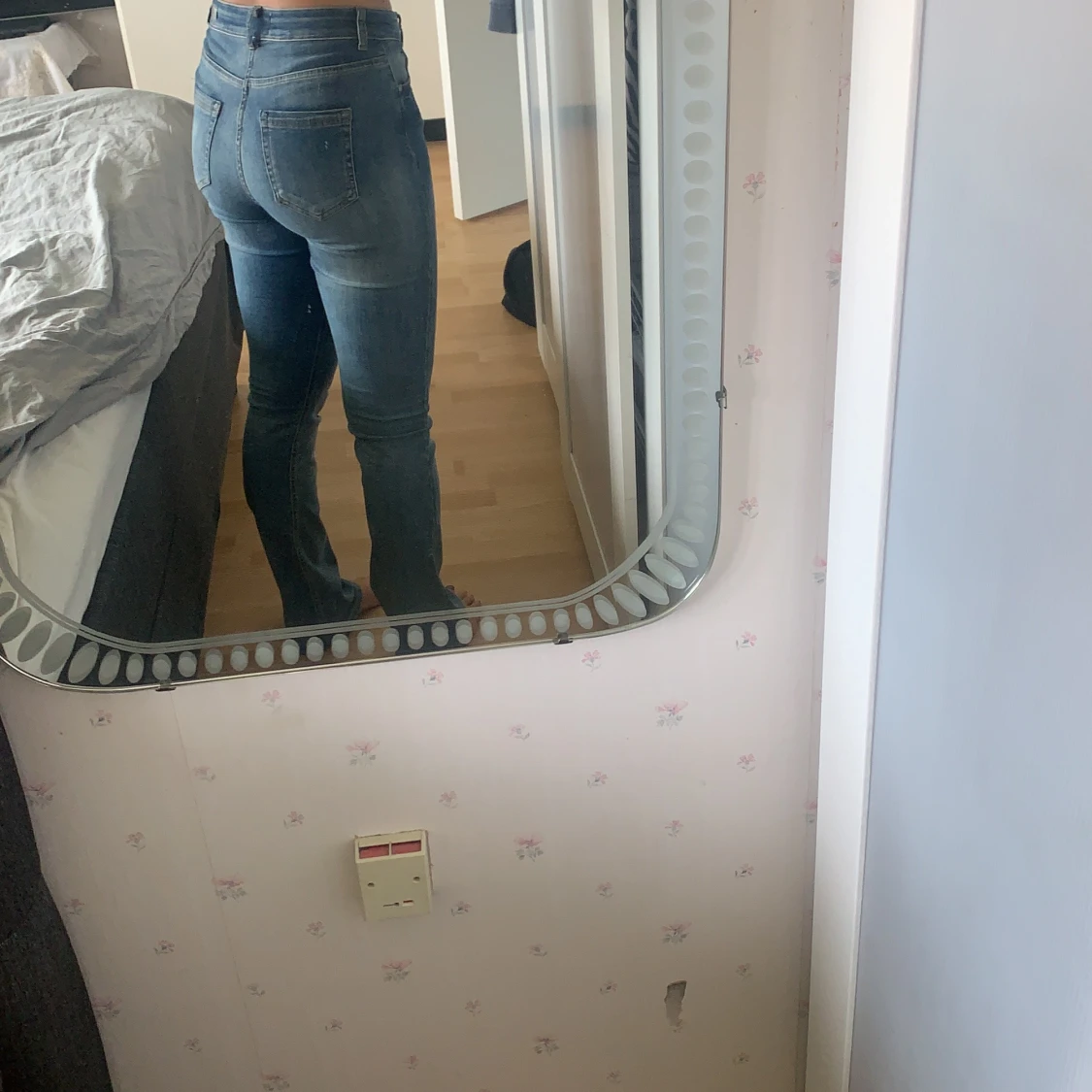 Only jeans med lågmidja - 91