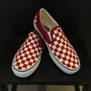 Vans Classic Slip-On - Helt oanvända! Äkta Vans. Färg: Port Royale/True White.