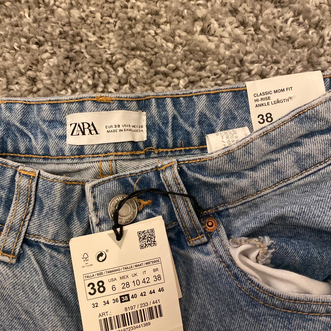 Zara jeans - 90