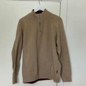 Beige tröja - Beige tröja köpt second hand