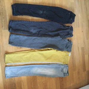 Jeans byxor HM/ZARA. Strl 140-146.  - Jeans byxor HM/ZARA. Strl 140-146. 