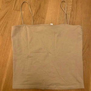 Beiget spagettilinne - Jättefint beiget spagettilinne fråm H&M🤎 