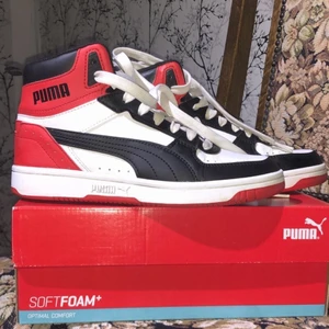 Sneakers - Säljer dessa SUPER unika och snygga sneakers, väldigt sällsynta och bekväma. Från märket Puma. Storlek 36. Är i jätte bra skick nästan ny! PRISET går att diskuteras. 