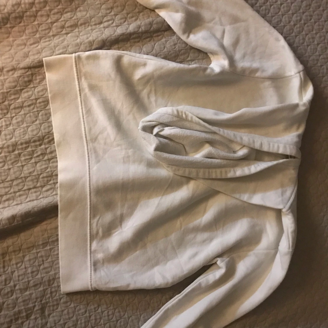 Flawless vit hoodie  - 90