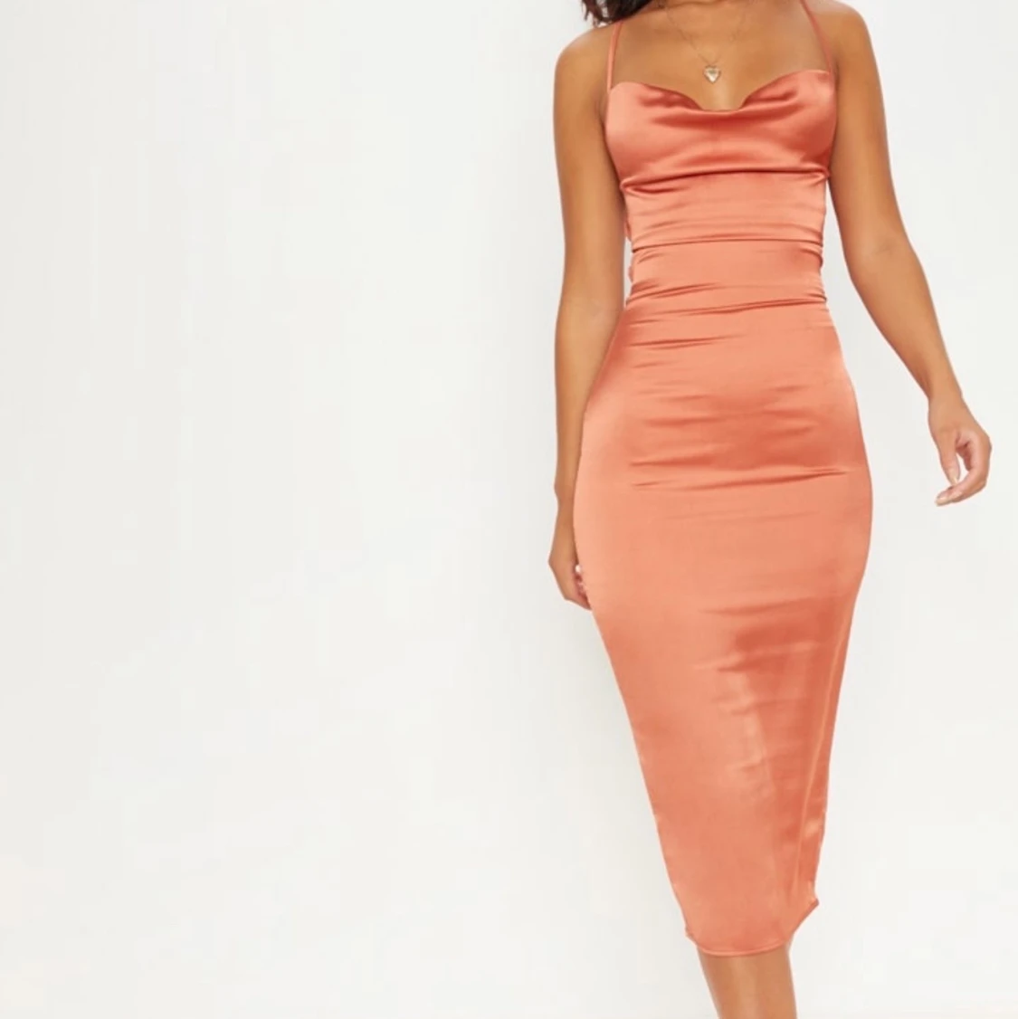 helt ny silkesklänning från PLT