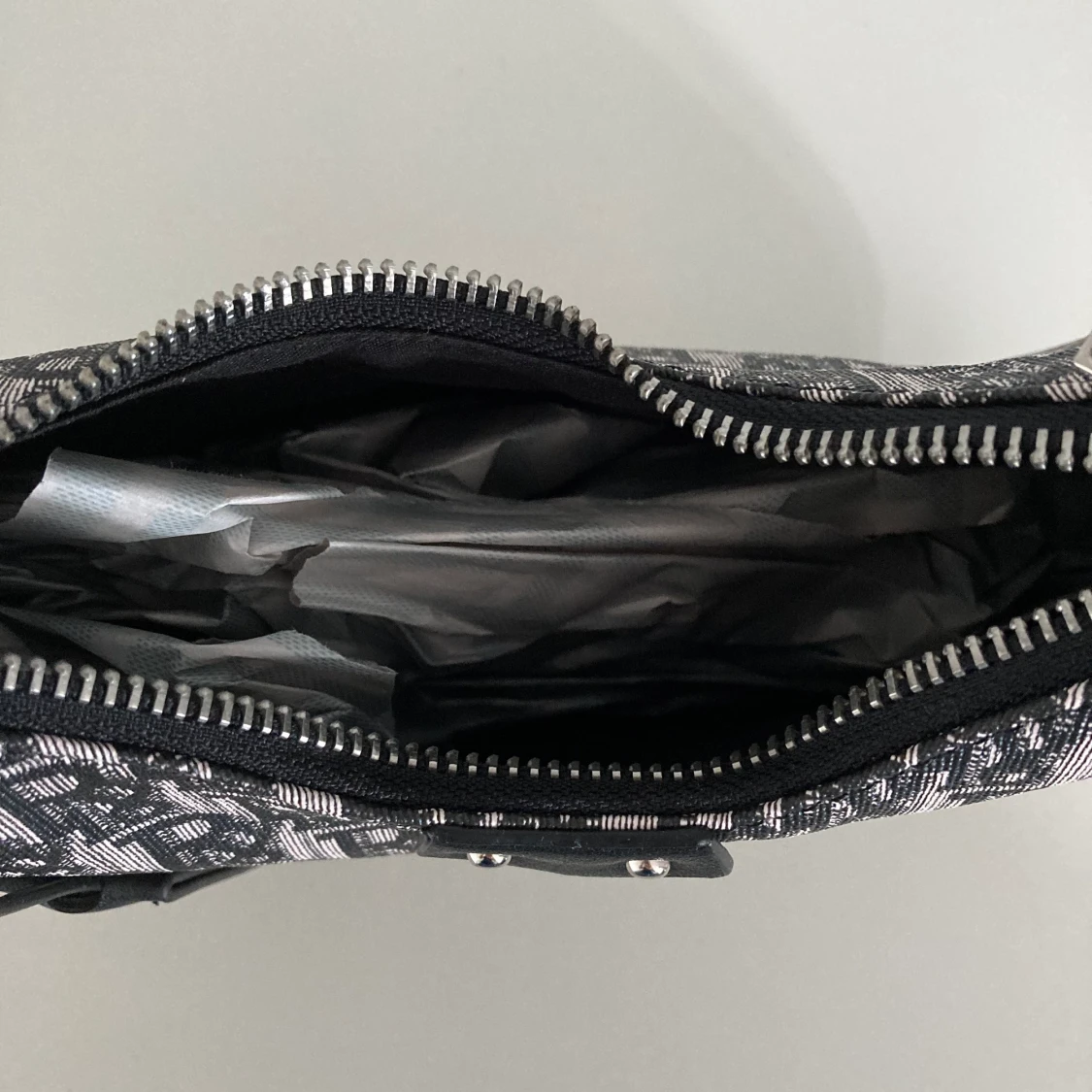 Diorliknande väska - 91