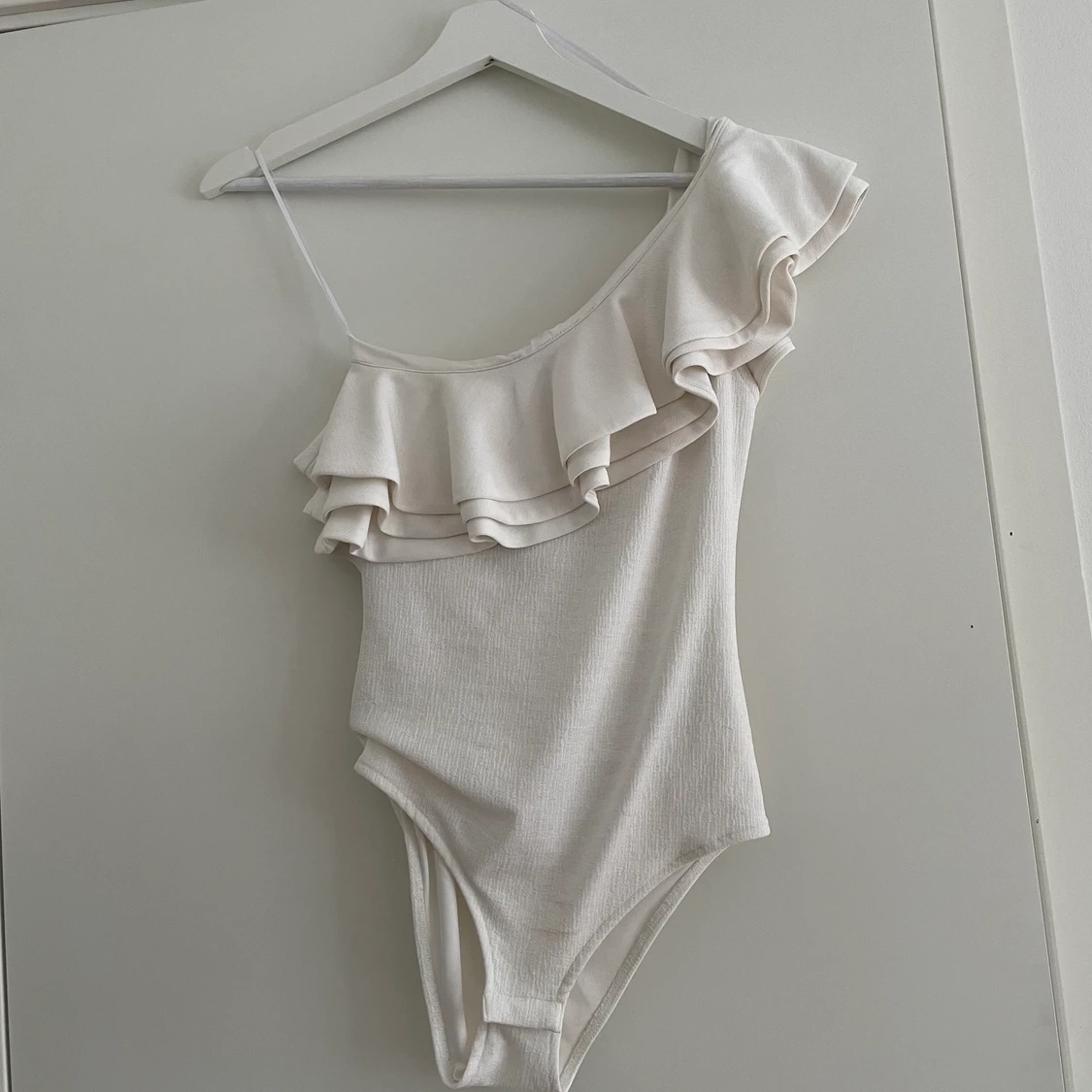 Vit body från H&M - 90