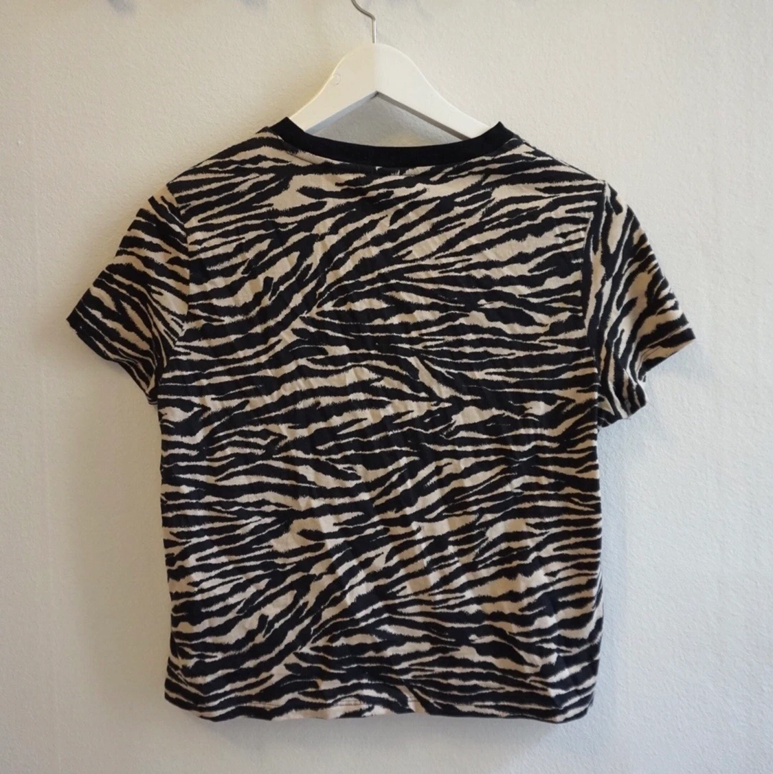 T-shirt med mönster  - 91