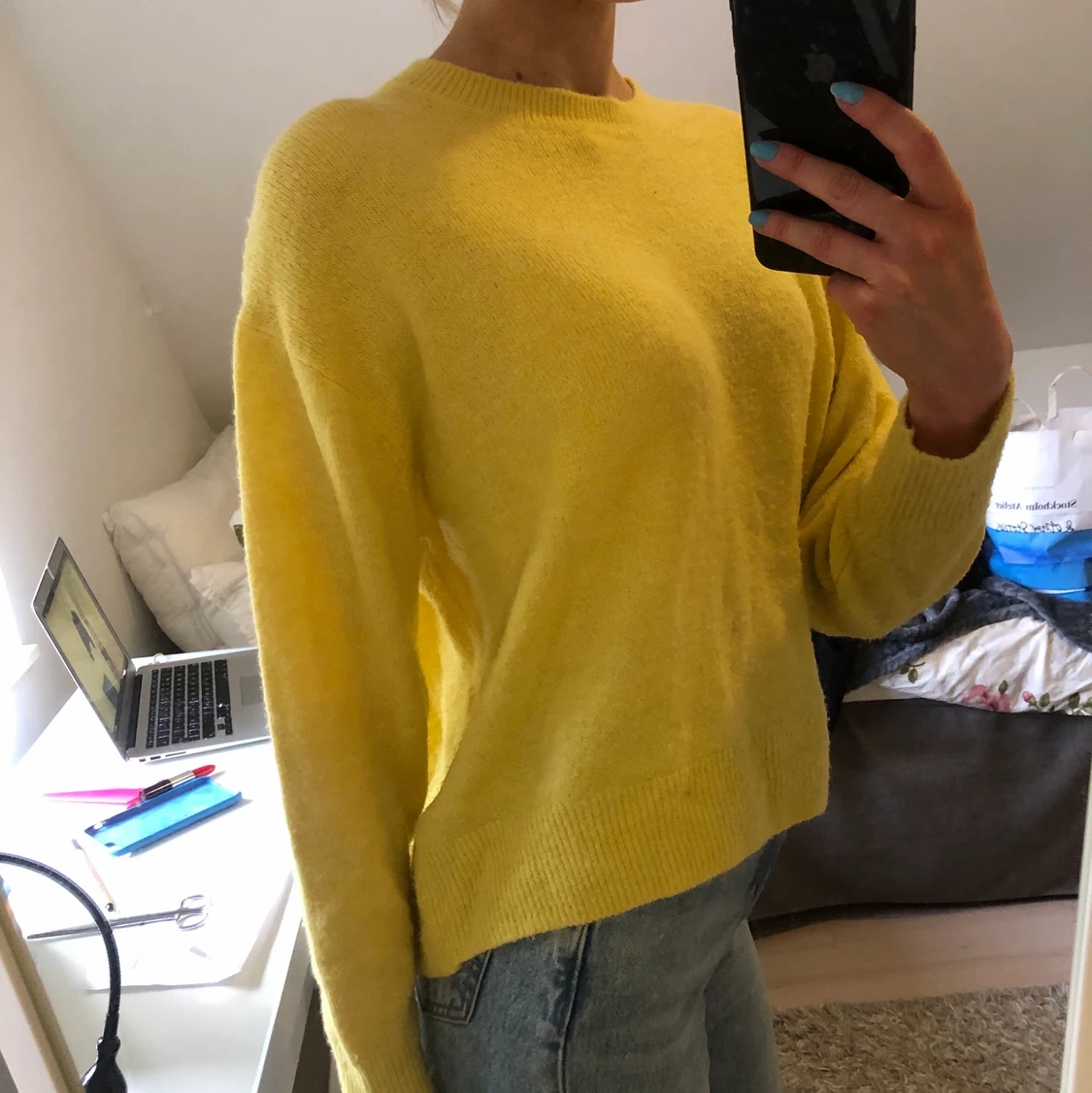 Gul tröja från HM - 90