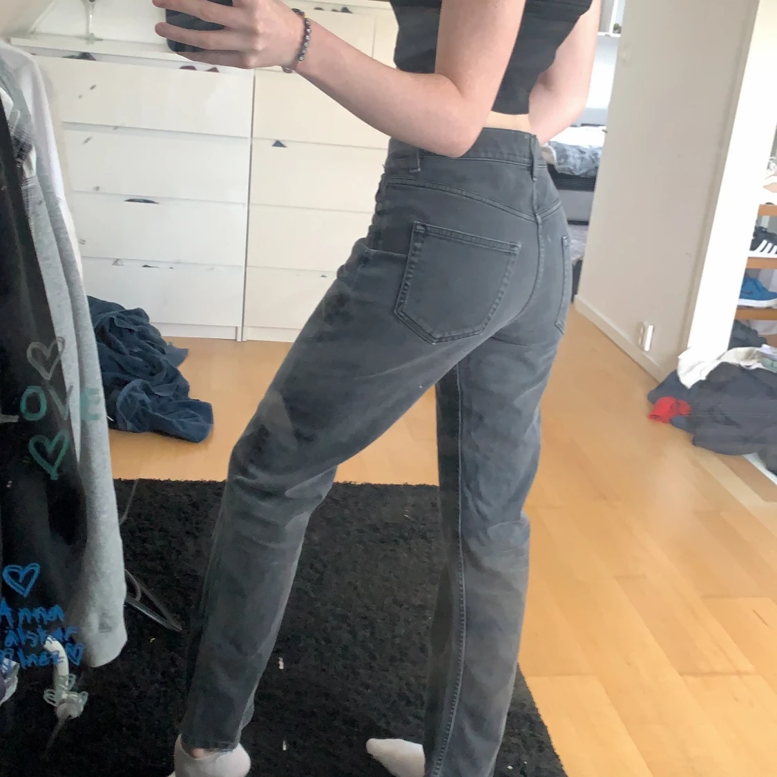 Gråa acne byxor - 91