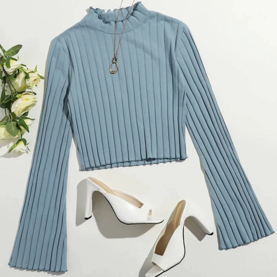 Superfin blå tröja