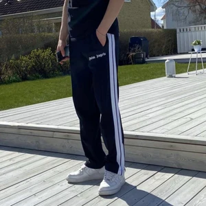 Palm angels byxor Storlek M - Använda 1 gång 