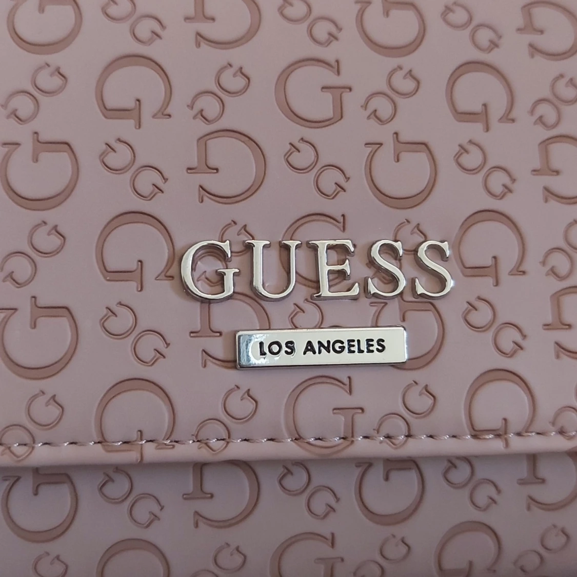 Guess Handväska  - 90