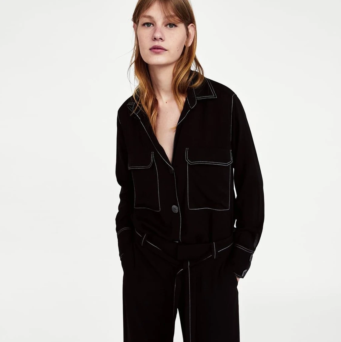 Zara blus med kontrast-sömmar - 90