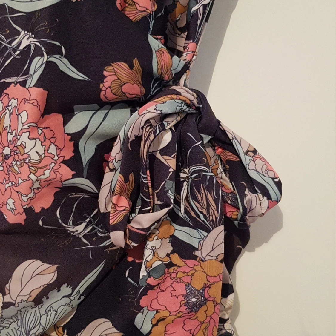 Blommig V-ringad baddräkt 🌸 - 91