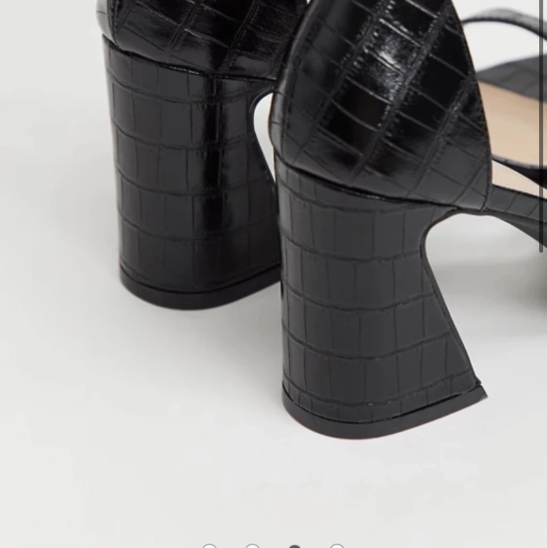 Krokodilmönstrade klackar - 90