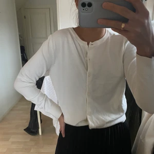 Vit kofta  - Aldrig använd, strl S 😇