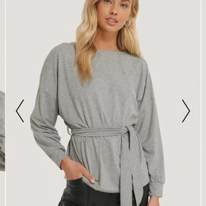 Tröja - Helt ny tröja från nakd i st S passar också M (lite stor i storleken)