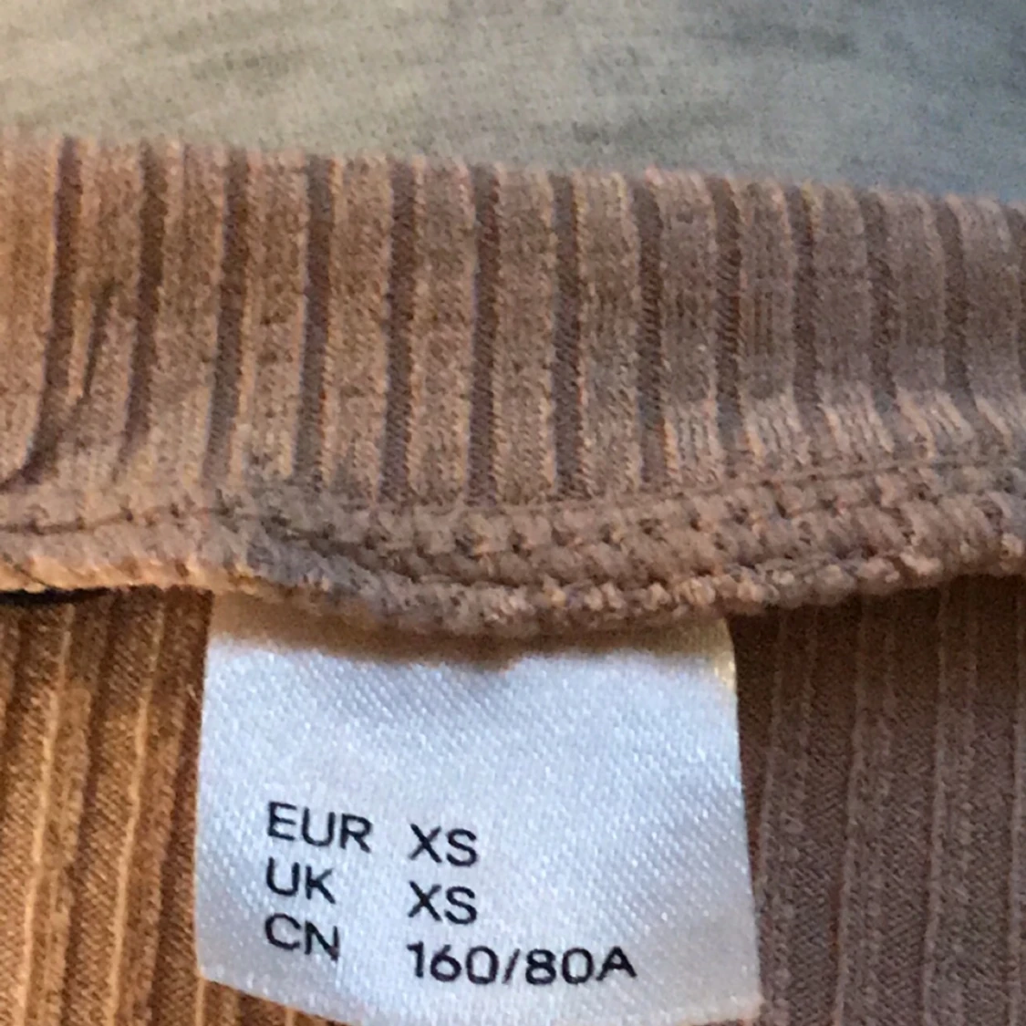 smuts rosa croppad tröja - 90