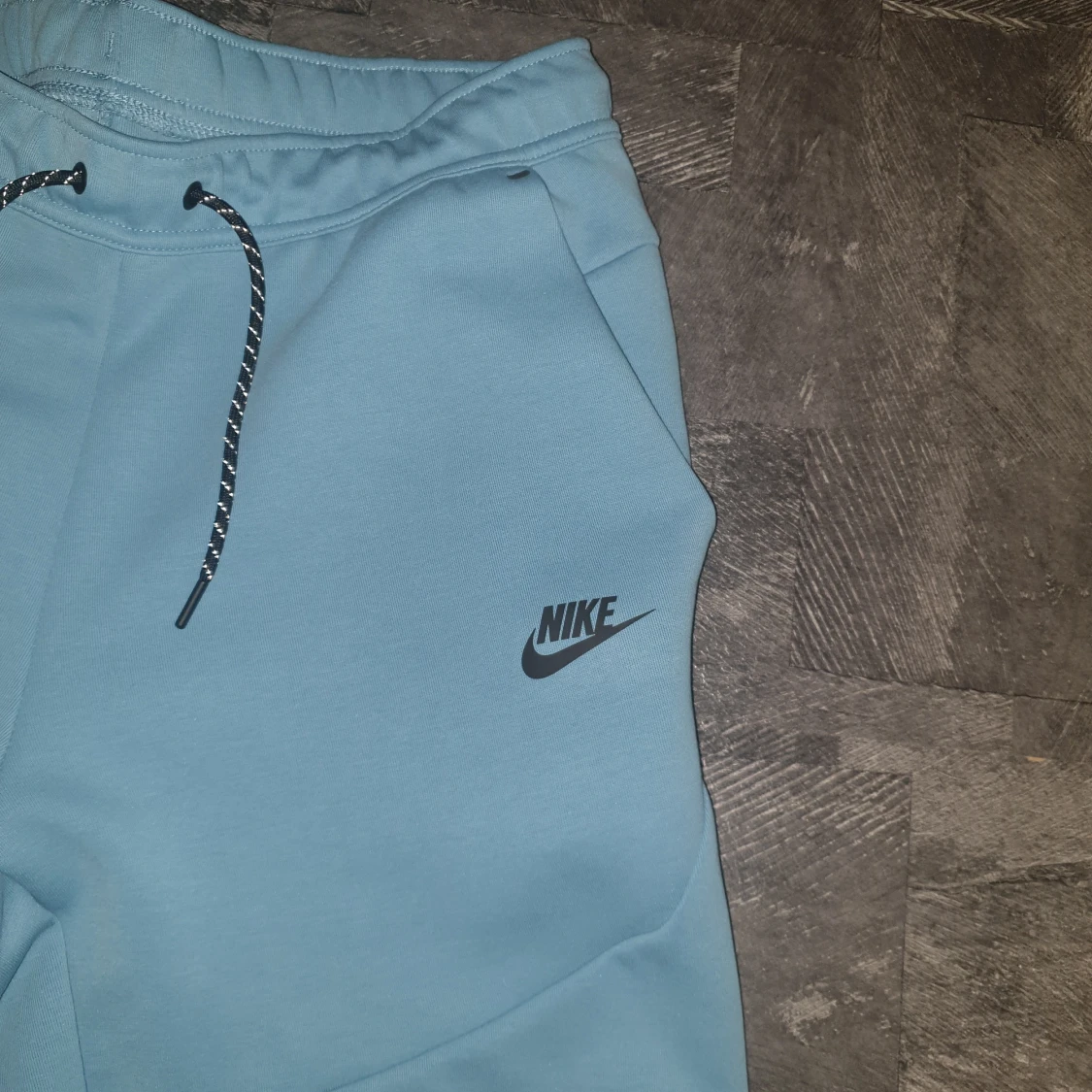 Nike tracksuit sweatpants. - 90