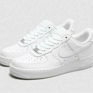 Air force 1 - Vita air force 1, helt nya oanvända. Mötesplats runt Stockholm.