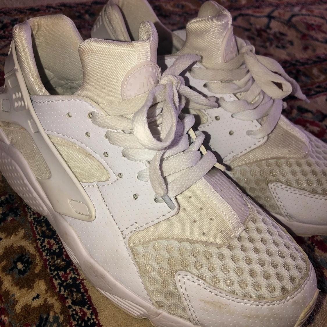 Nike huaraches vita strl 39, bra skick - 91