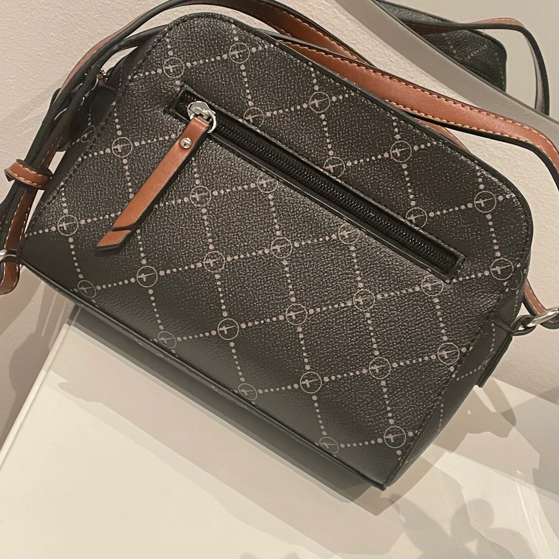 Helt NY Axelremsväska Tamaris Skinn - 91