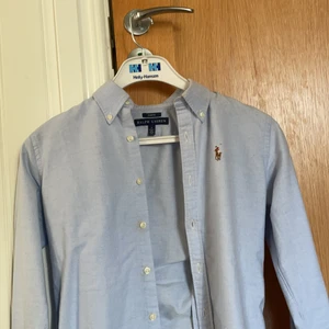 Ralph Lauren Skjorta Dam - Ralph Lauren Skjorta i mycket fint skick! Storlek 2