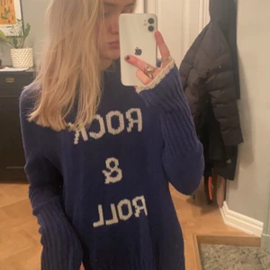 Zadig & voltaire sweater - Säljer min Zadig & Voltaire Malta rock and roll sweater som    används få gånger.⚡️