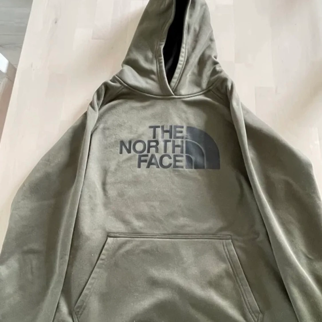Snygg the north face hoodie
