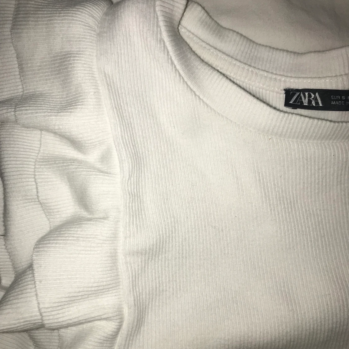 Vit volang topp från zara🤍 - 90