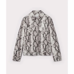 Nyden jacka - Asball jacka från Nyden i nyskick då jag aldrig fått användning av den