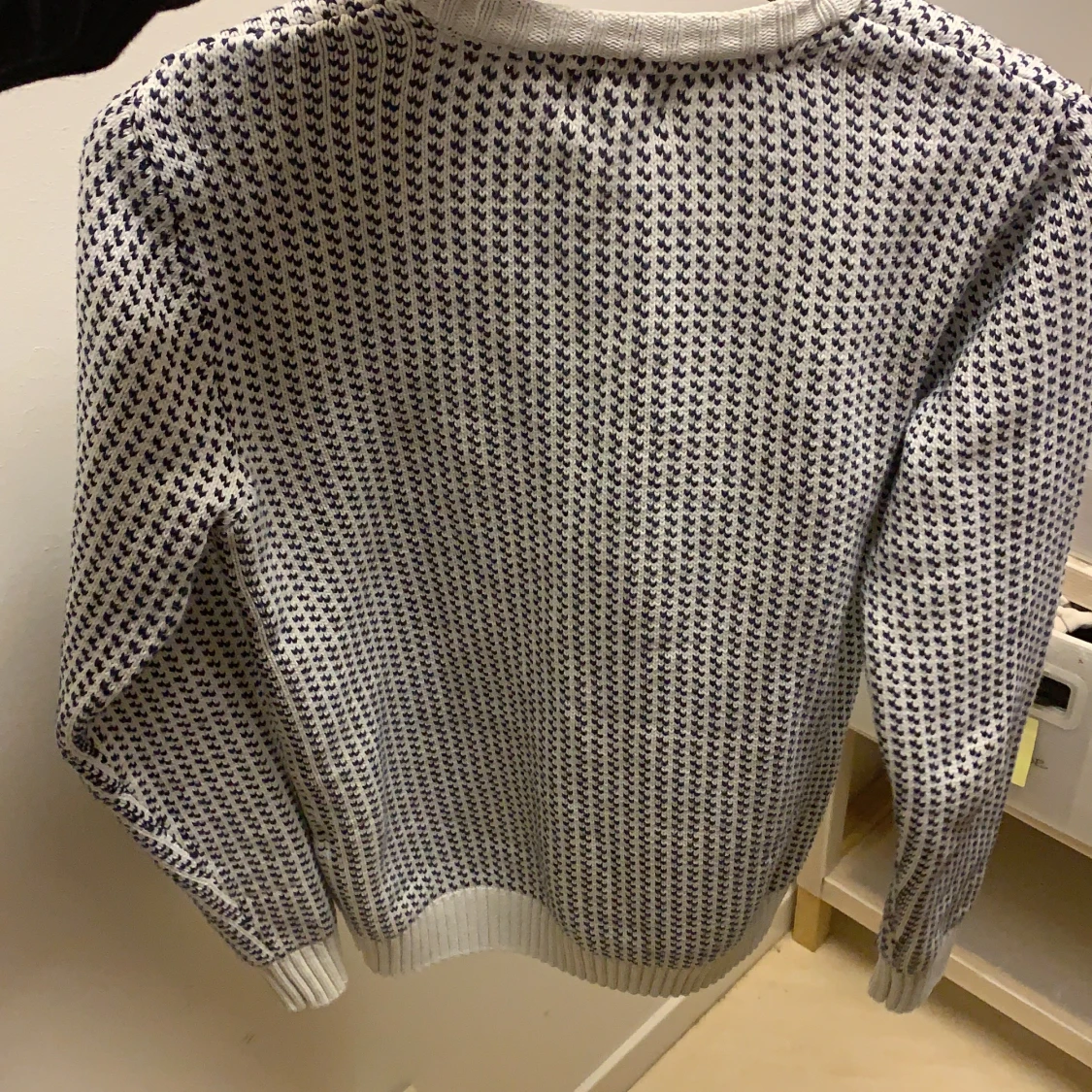 Stickad tröja - 91