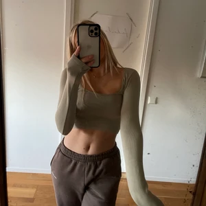 Toop - Topp med prislappar kvar 