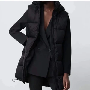 Zara väst - Zara väst som är slutsåld, har ingen användning av den därför jag säljer.