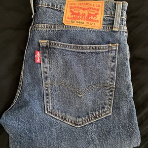 Levis 502 HI-BALL strl. 32 - Levis 502 hi-ball. Storlek 32. Skick 9/10
