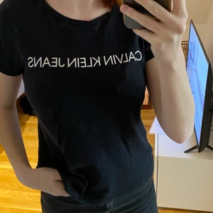 Calvin Klein jeans, storlek s - Kommer aldrig till användning. Köpte den för 300kr