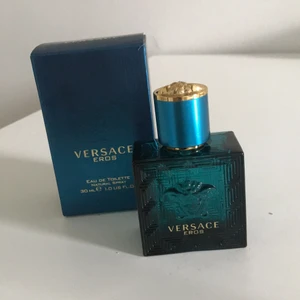 Versace Eros parfym - Hjälper min bror att sälja denna parfym som inte kommer användning, helt full endast testad. Köpt för 599kr, 30 ml