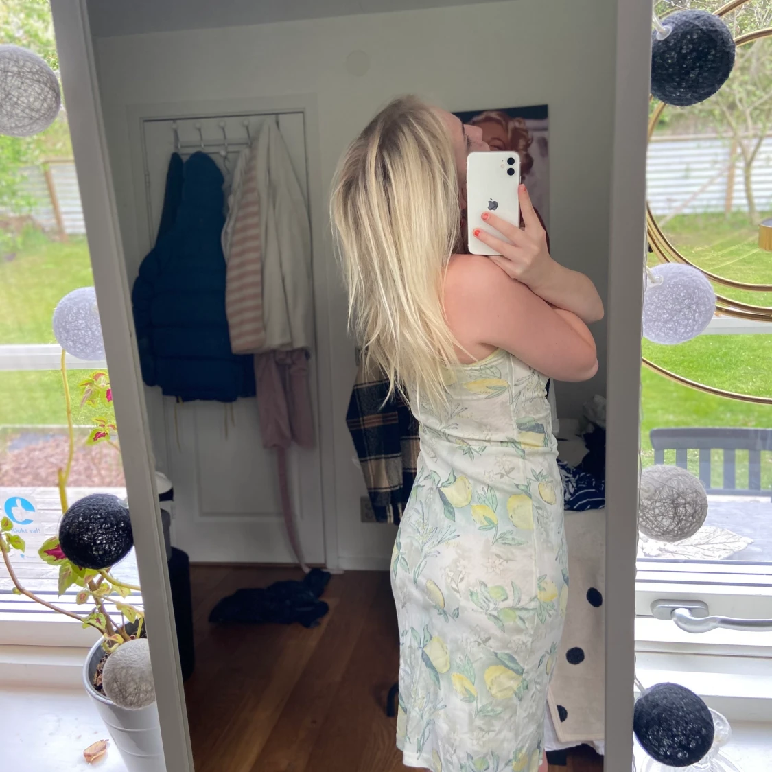 Blommig klänning  - 90