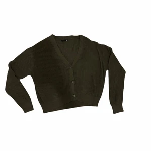 Dark green cardigan  - skön grön kofta ✨