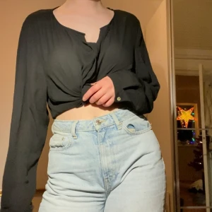 Blus  - Overaize blus! Svart och luftigt material