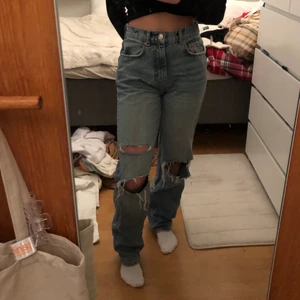 Slitna jeans - Jeans från Gina, väldigt sköna💞💞 