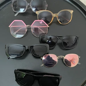 6 par solglasögon  - 6 par glasögon till olika tillfällen. Köp av endast ett par 9 kr 