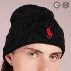 Använd fåtal gånger. Märket polo Ralph lauren. 200kr