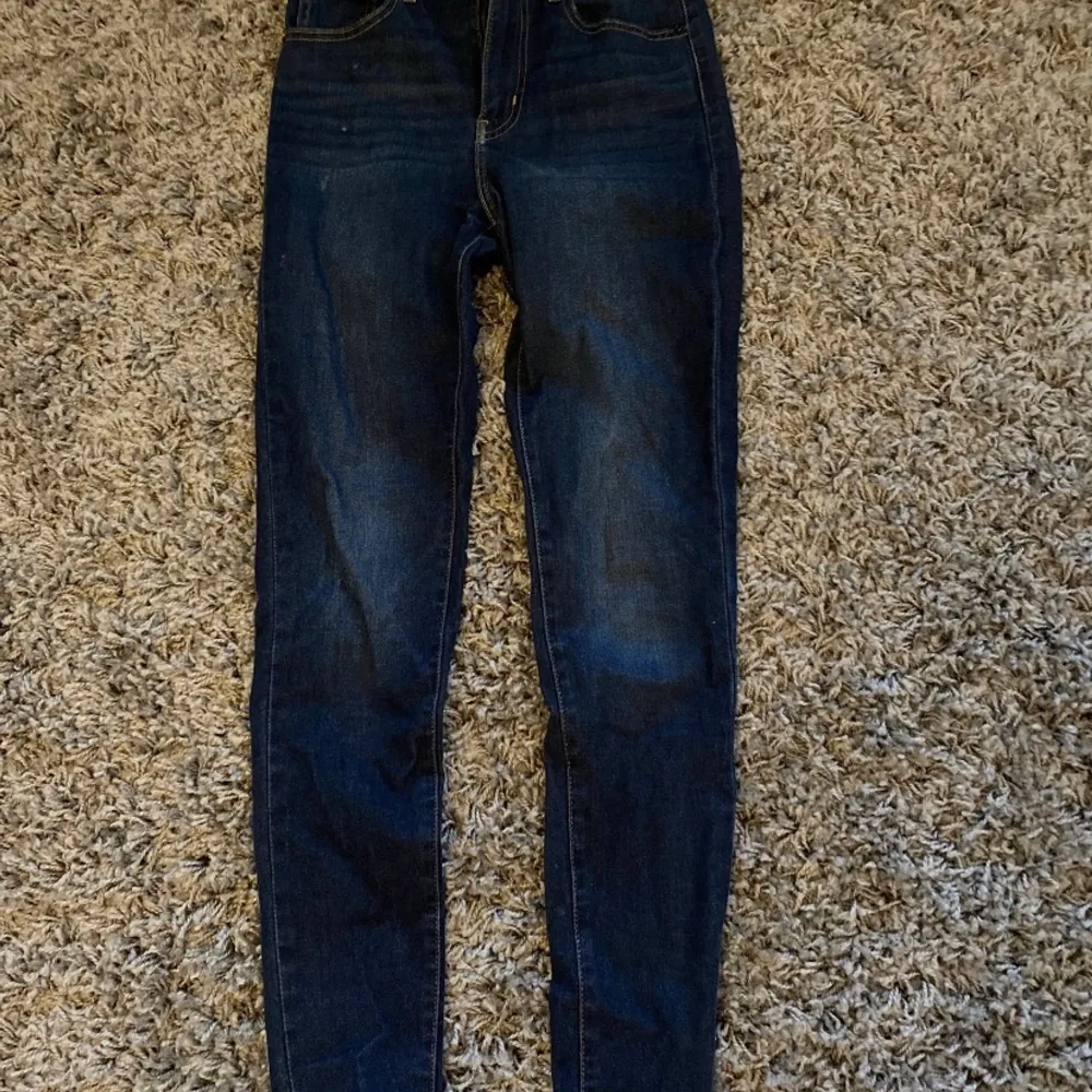 Levi’s mile high super skinny. I mycket bra skick. Jeans & Byxor.