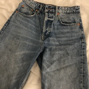 Jeans från zara  - Jeans från zara som inte säljs längre🤍 plus frakt